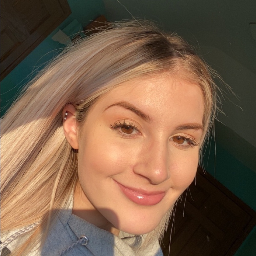 Meet your Posher, Gigi